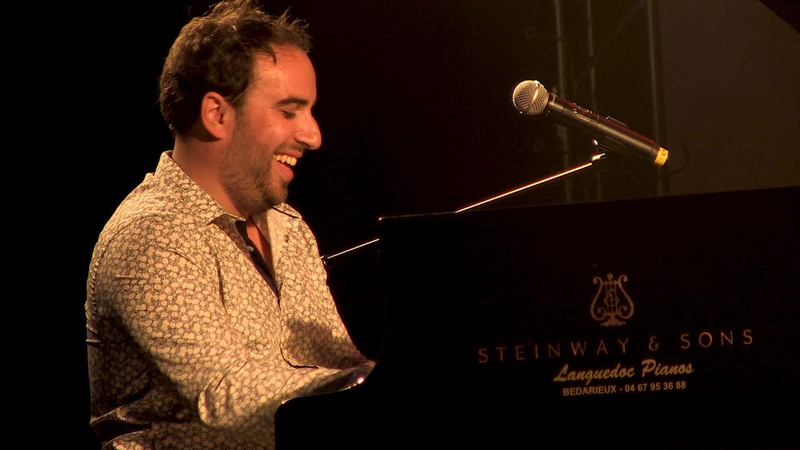 Un pianiste en concert, extrait de la captation du Tim Dahan Trio.